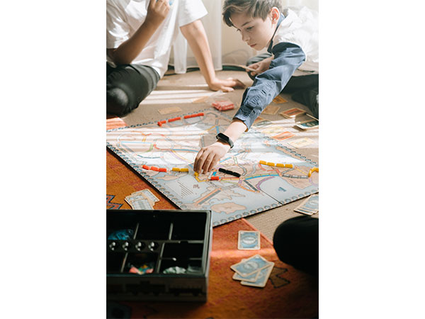 Calling Young Models: Join Our Exciting Board Game Photoshoot and Let Your Smile Shine!